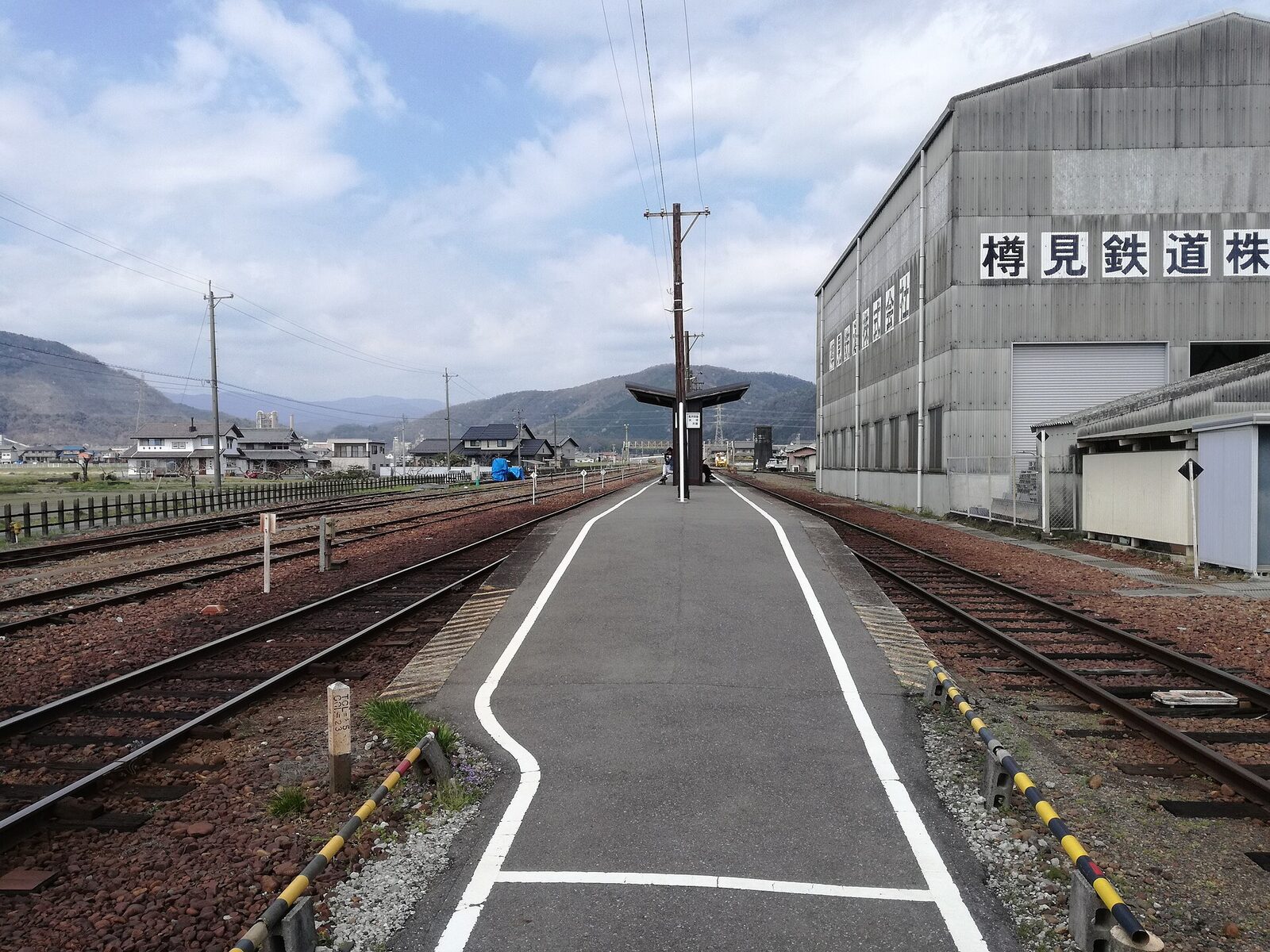樽見鉄道 本巣駅のホーム